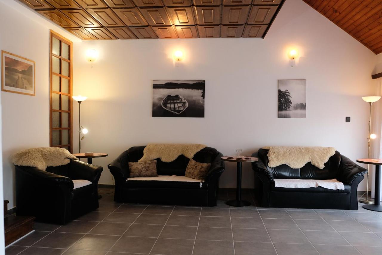 Alea Apartmanok Harkan Exterior foto
